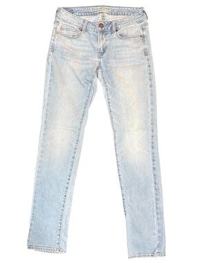 American Eagle Outfitters Light Wash Skinny Jeans Size 4